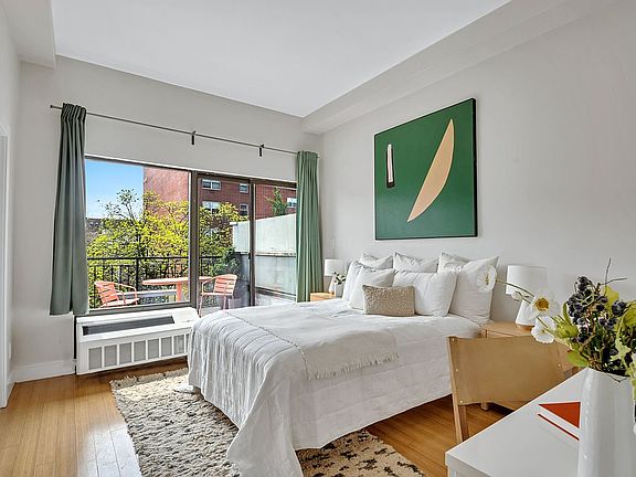 5th image of 580 Sterling Pl #Phb
