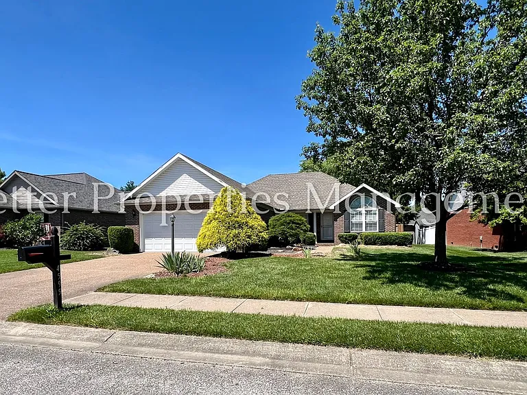 4595 Miranda Dr — Photo 1