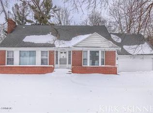 931 W Walnut St, Hastings, MI