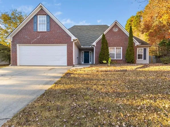 627 Weaver Falls Ct, Loganville, GA 30052