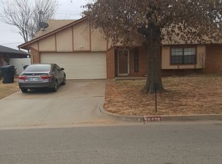 11628 SW 7th St, Yukon, OK 73099