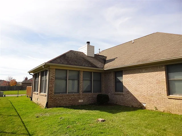 1121 New Harmony Dr — Photo 22