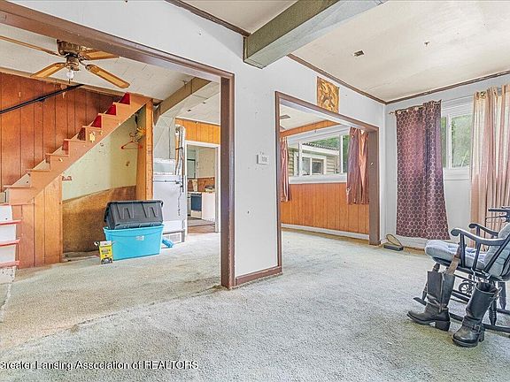 5th image of 1605 Hillcrest St