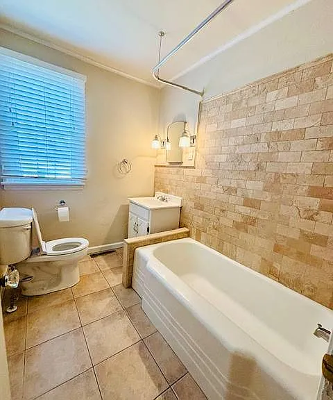 1132 Troy Schenectady Rd #1 — Photo 8