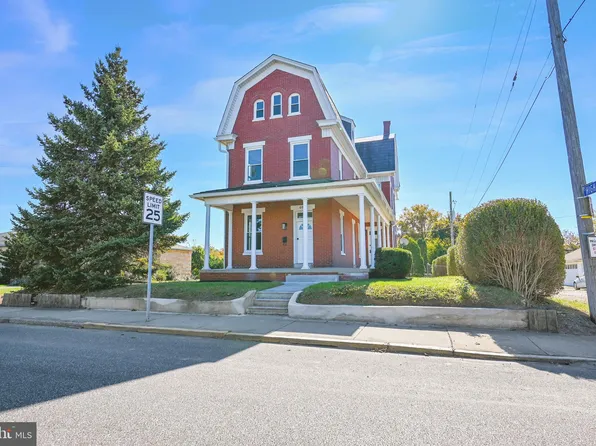 600 E Main St, Dallastown, PA 17313