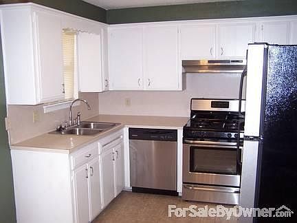 4th image of 3212 Chetwood Dr