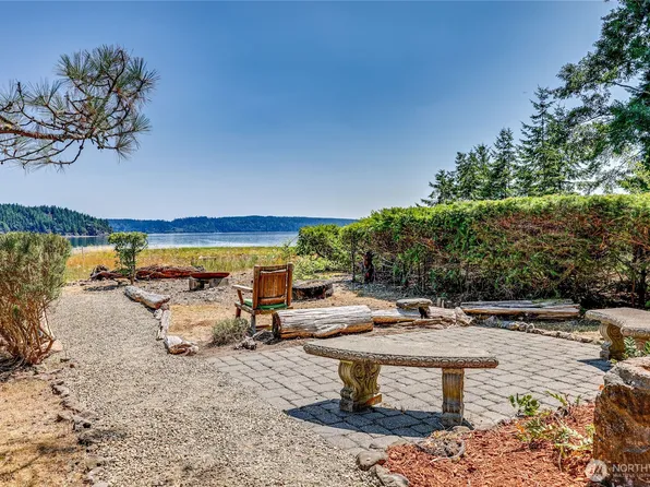 184 Bee Mill Road, Brinnon, WA 98320