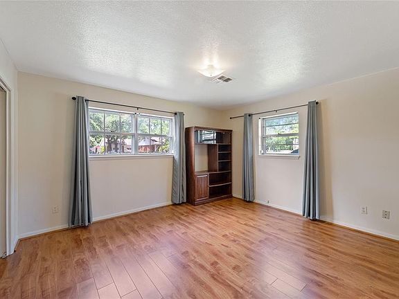 5th image of 1311 Idaho St