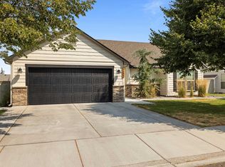 5602 W 17th Ave, Kennewick, WA 99338