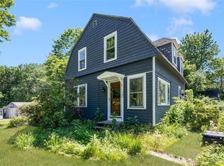 320 Railroad Ave N, Saunderstown, RI 02874