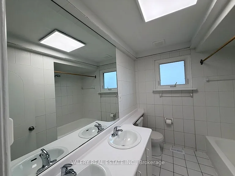 64 Lexington Ave #MAIN — Photo 22