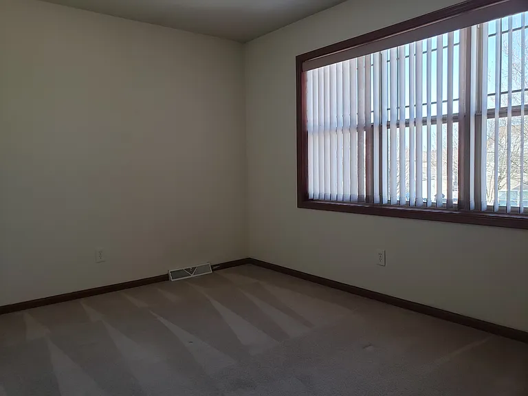 3718 Stonebridge Dr — Photo 24