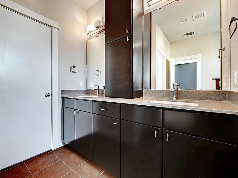 1207 Blair Way — Photo 10