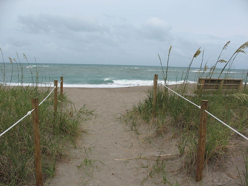 Deeded Private Beach
