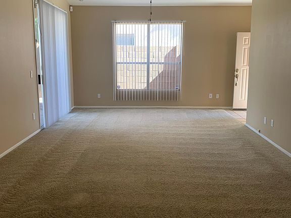 3rd image of 1454 E Sierra Madre Ave