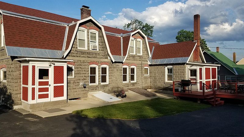 3rd image of 3135 N PLANK Road