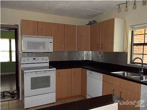 4th image of 1401 W Mallory St