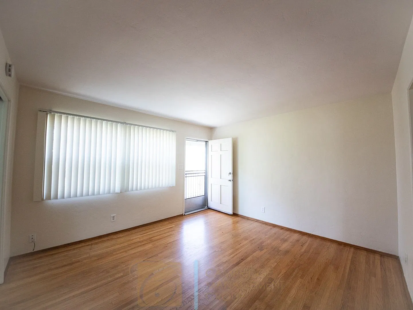 4455-59 1/2 Dawson Ave — Photo 3