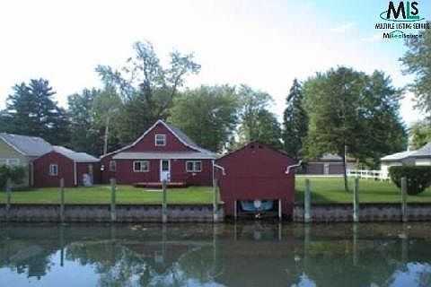 1st image of 610 Ruskin Dr