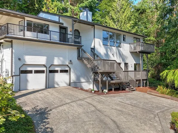 17606 NE 27th Street, Redmond, WA 98052