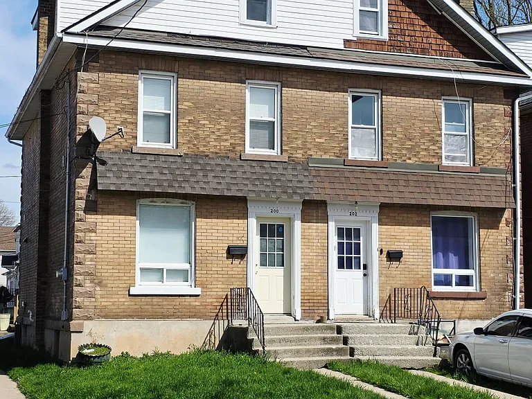 200 W Hellems Ave — Photo 10