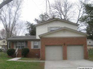 4047 Knollbrook Dr NW, Huntsville, AL 35810