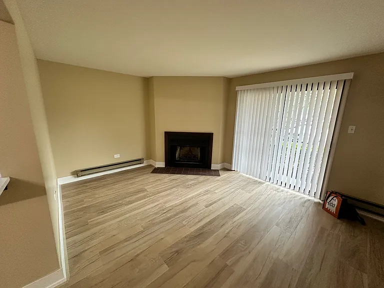 1856 N Goodwin Dr #1B — Photo 7