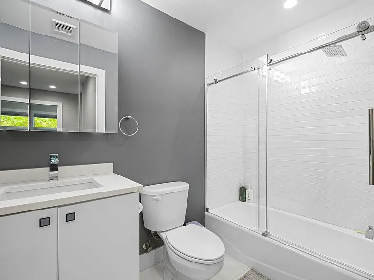 6 Annette Ave — Photo 17
