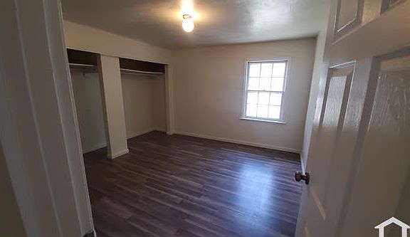 3rd image of 4509 Holman Ln