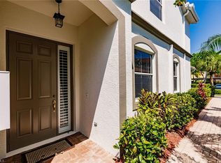 6821 Sterling Greens Dr #9, Naples, FL 34104