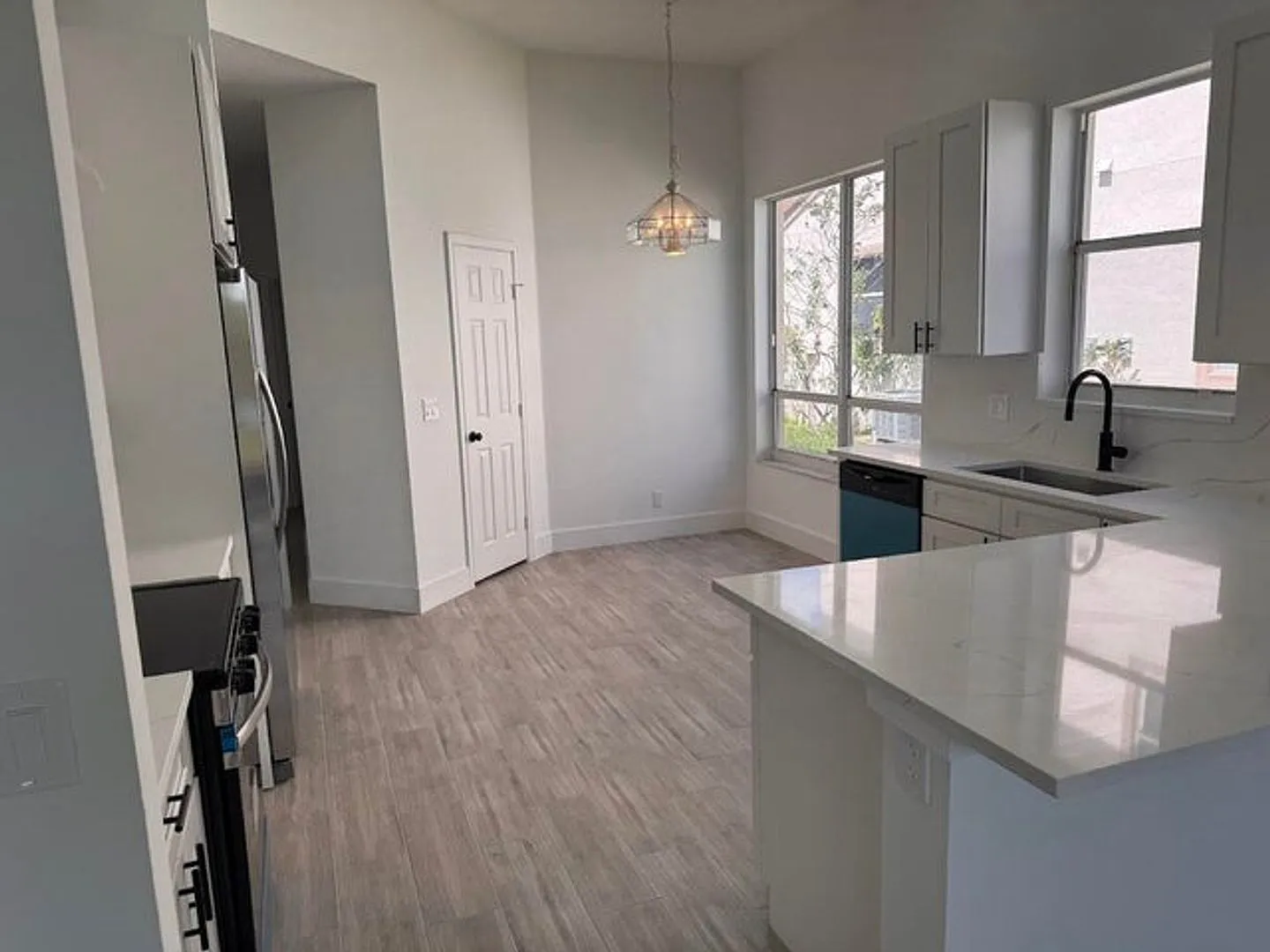 13377 NW 14TH Street, Pembroke Pines, FL 33028 - 2721 — Photo 2