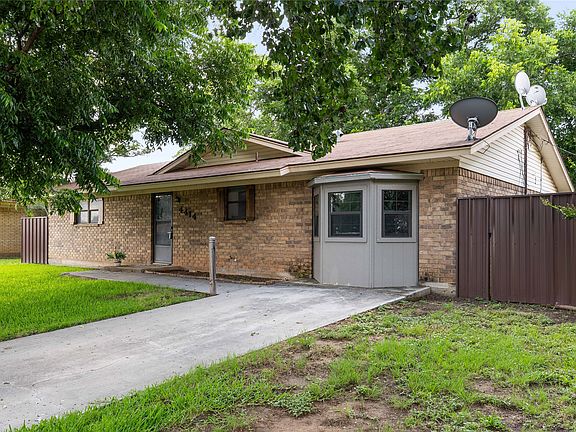 2nd image of 4414 Mimosa Dr