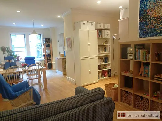 Rented by Brick Real Estate | media 19