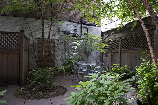 Rented by Keller Williams NYC | media 11