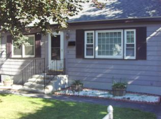 43 Brunswick St, Lowell, MA 01852