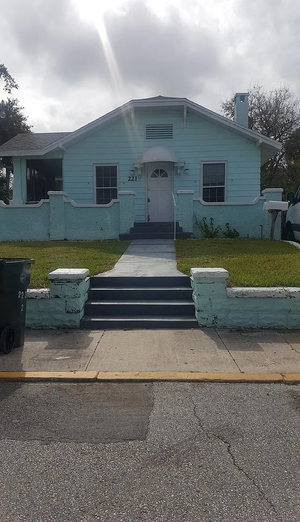 1 Bedroom 1 bath — Photo 1