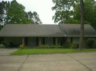 3231 Briarcliff Dr, Pineville, LA 71360