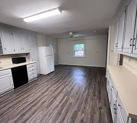 4th image of 2212 Ferndale Rd