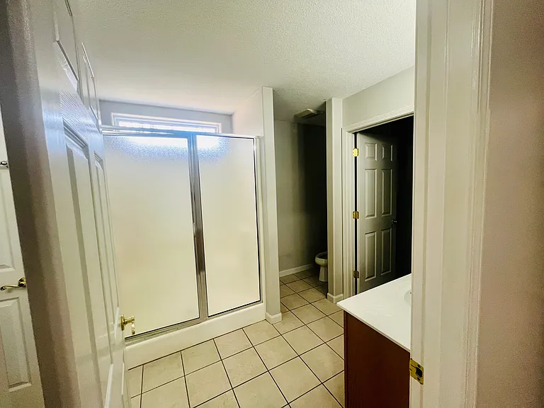 119 Camelot Ln — Photo 7