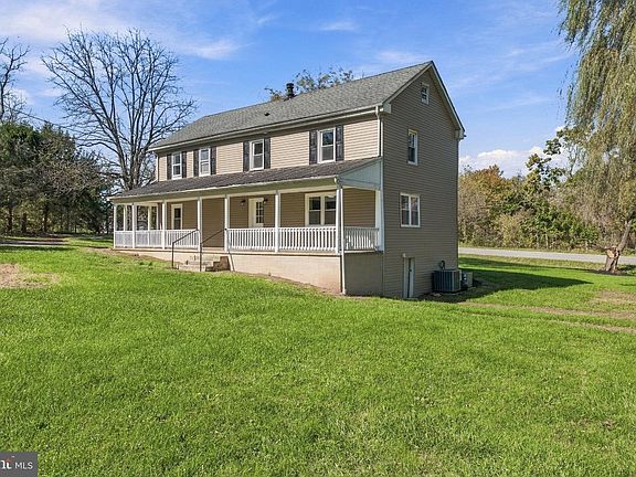 2nd image of 745 E Tolna Rd