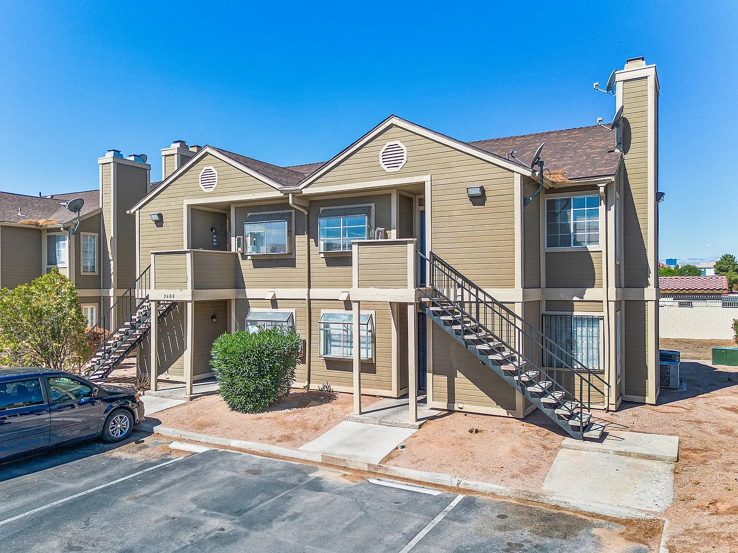 Gated 2-Bedroom Condo with Pool, Fireplace & In-Unit Laundry — Photo 1
