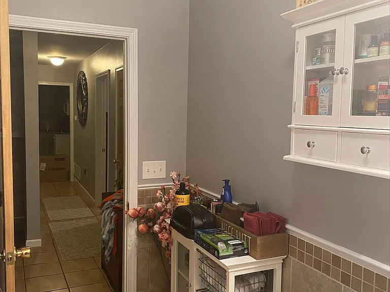 8825 Sheridan Dr — Photo 9