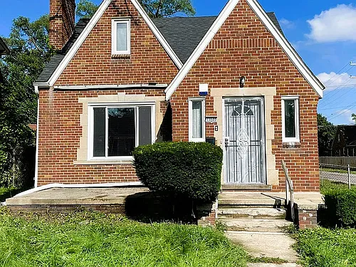 13500 Rutherford Ave Photo 1
