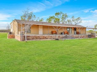 2928 Fm 3175, Lytle, TX 78052