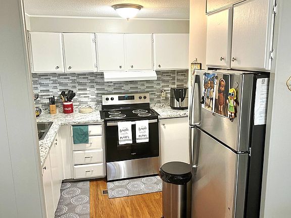 2nd image of 601 Starkey Rd #227