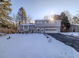 101 Brookside Ln, Fayetteville, NY 13066