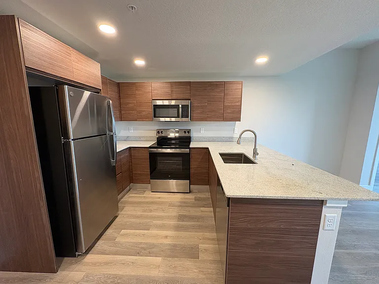 4424 S Texas Ave #306 — Photo 3