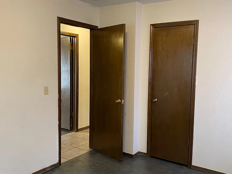 3013 Gwendolyn Ln — Photo 16