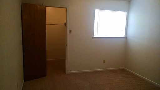 3rd image of 1611 N Main St APT O