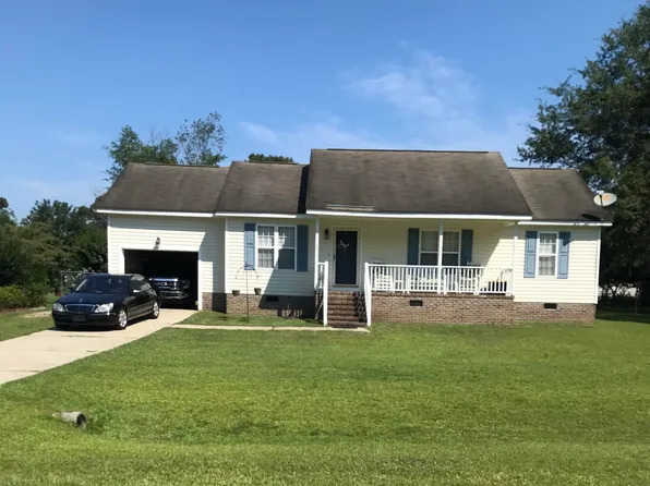 409 Twin Creeks Dr, Goldsboro, NC 27530